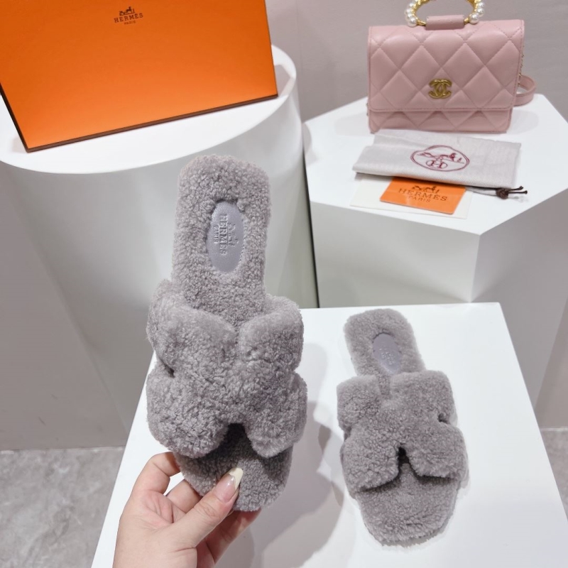 Hermes Slippers